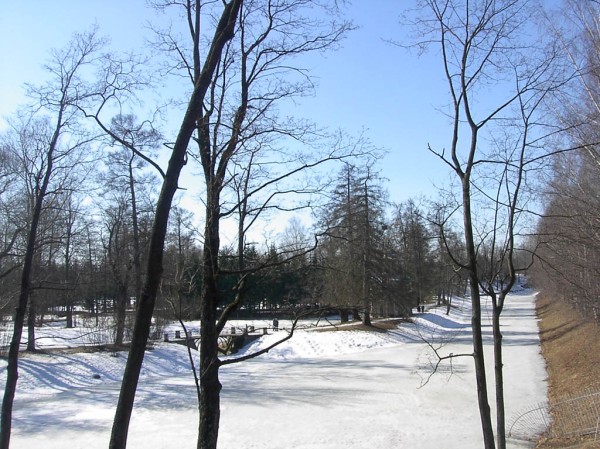 Верхние пруды. Екатерининский парк (2 км).